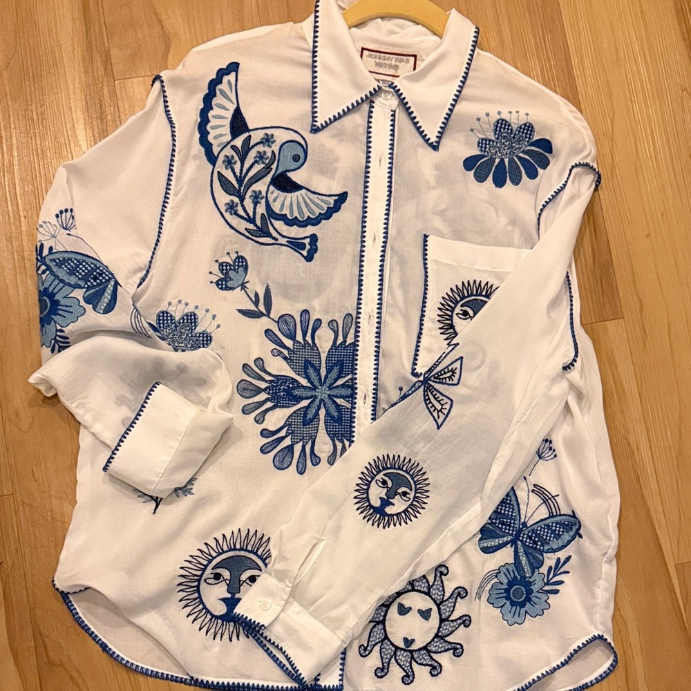 Johnny Was White Shirt with Blue Embroidery